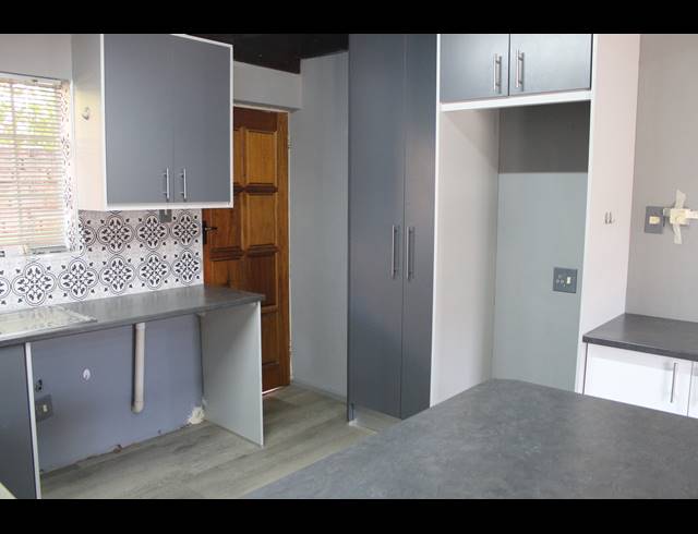3 BEDROOM TOWNHOUSE TO LET IN GARSFONTEIN